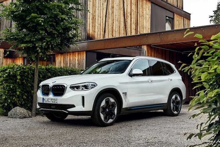 BMW iX3