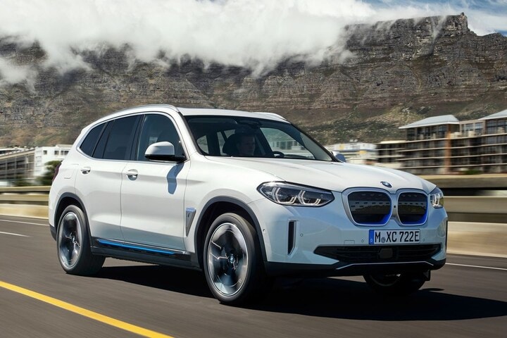 BMW iX3