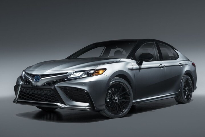 Toyota Camry 2021