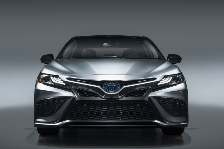Toyota Camry 2021