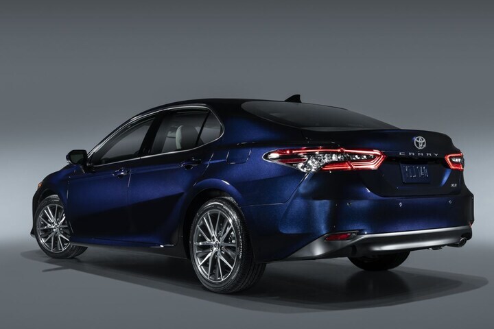 Toyota Camry 2021