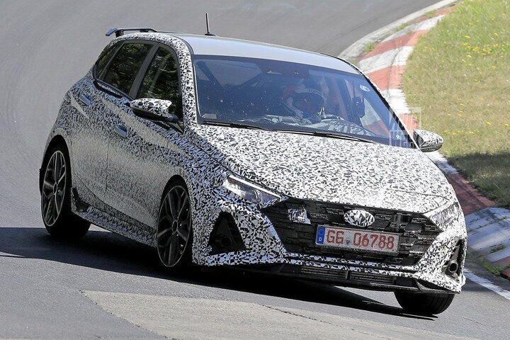 Hyundai i20 N spyshots