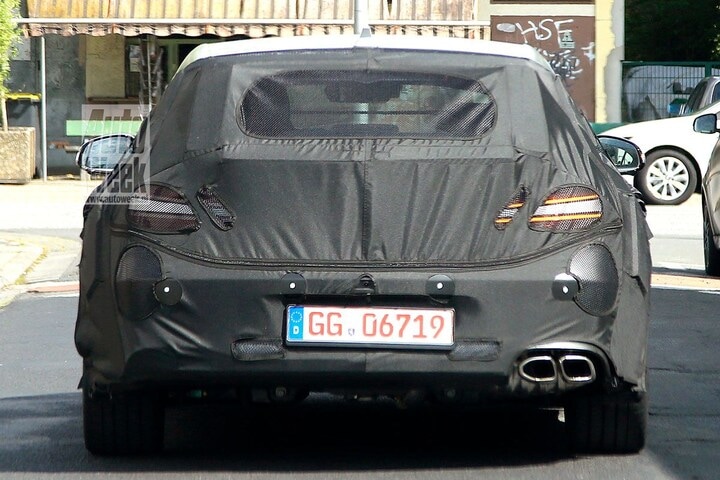 Genesis G70 Shooting Brake spyshots