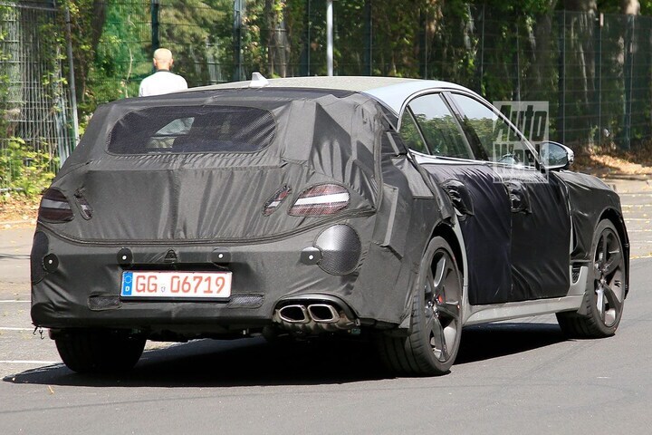 Genesis G70 Shooting Brake spyshots