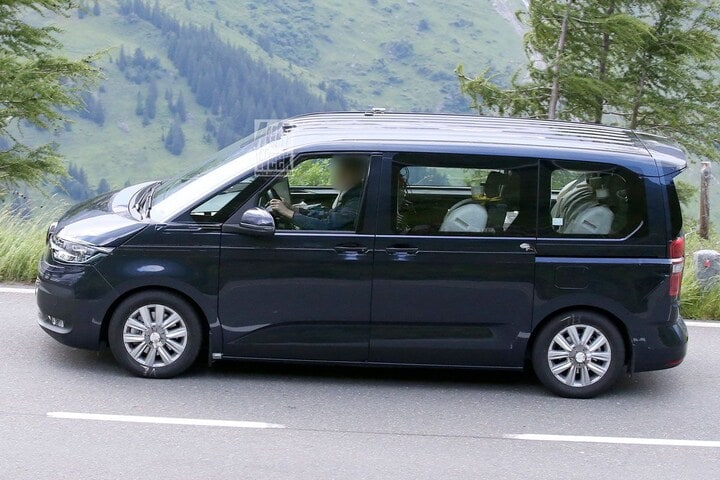 Volkswagen Transporter spyshots