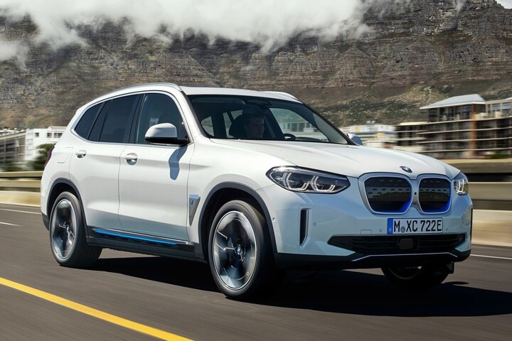 BMW iX3
