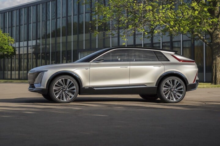 Cadillac Lyriq EV