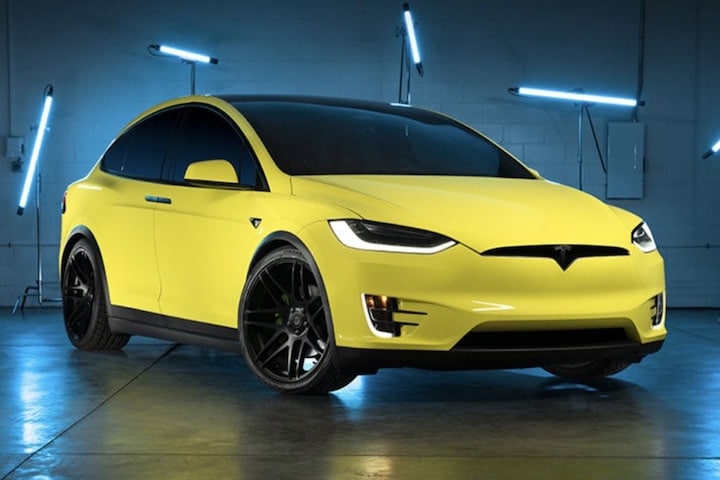 Tesla wrap Weibo