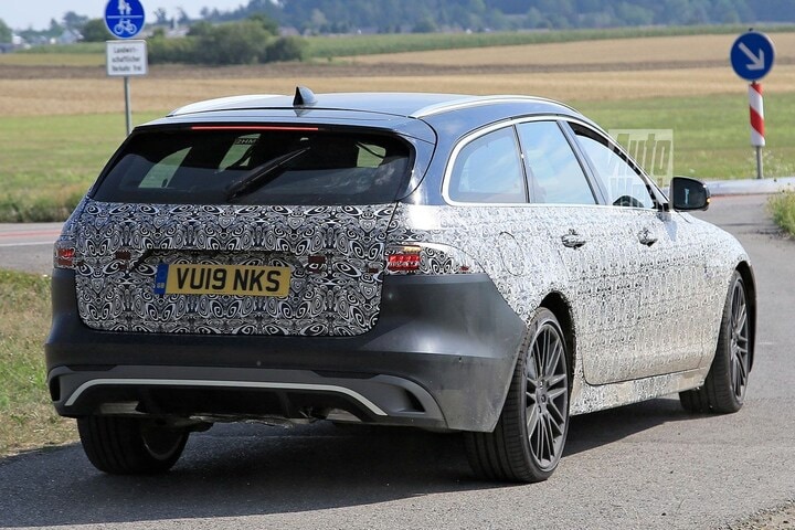 Spyshots Jaguar XF Sportbrake