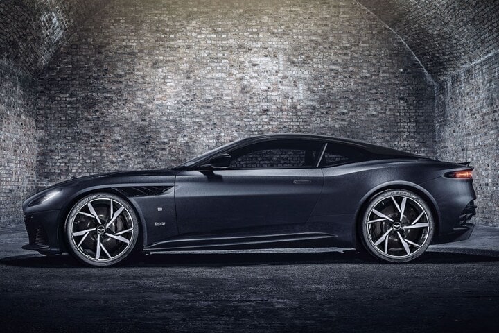 Aston Martin DBS Superleggera