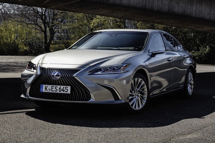 Lexus ES