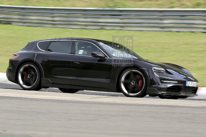Porsche Taycan Cross Turismo