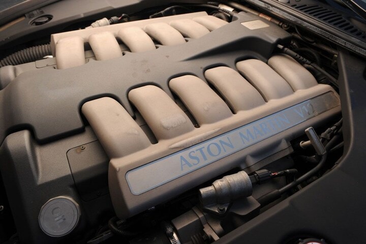 Aston Martin DB7