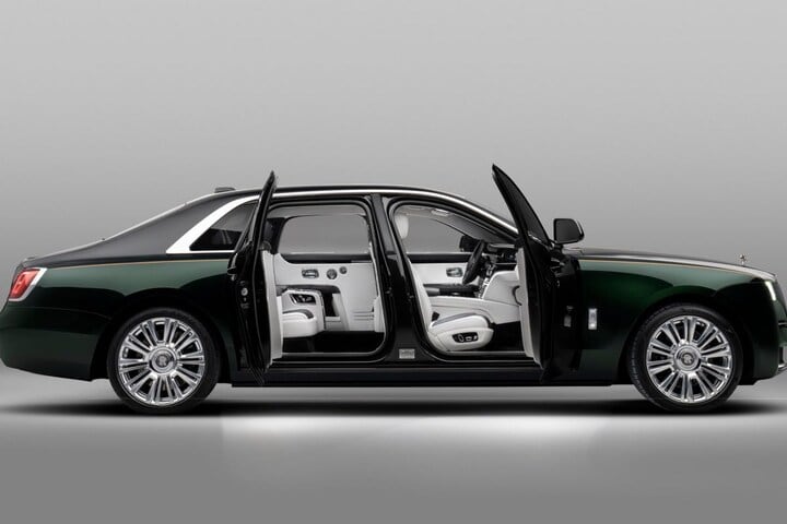 Rolls-Royce Ghost Extended