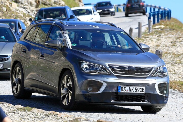Spyshots Volkswagen ID.6