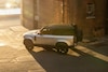 Land Rover Defender plug-in