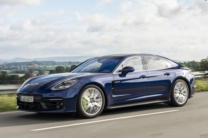 Porsche Panamera 4S e-Hybrid