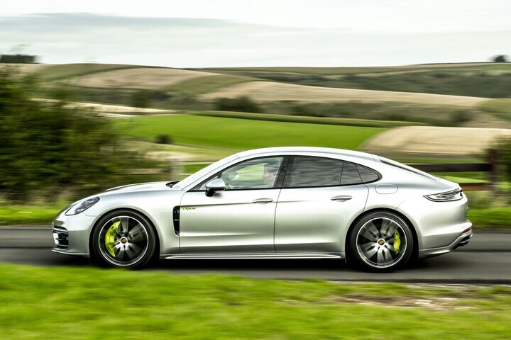 Porsche Panamera 4S e-Hybrid