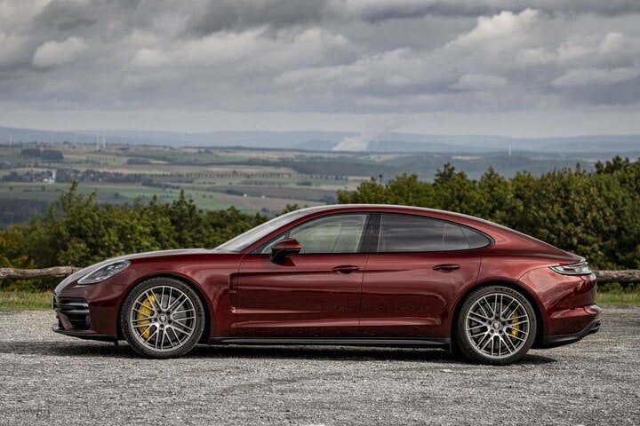 Porsche Panamera Turbo S