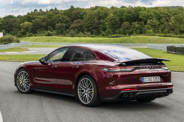 Porsche Panamera Turbo S