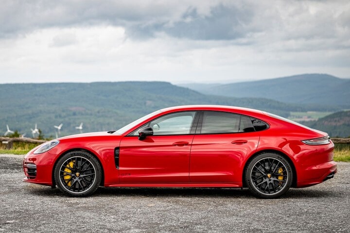 Porsche Panamera GTS