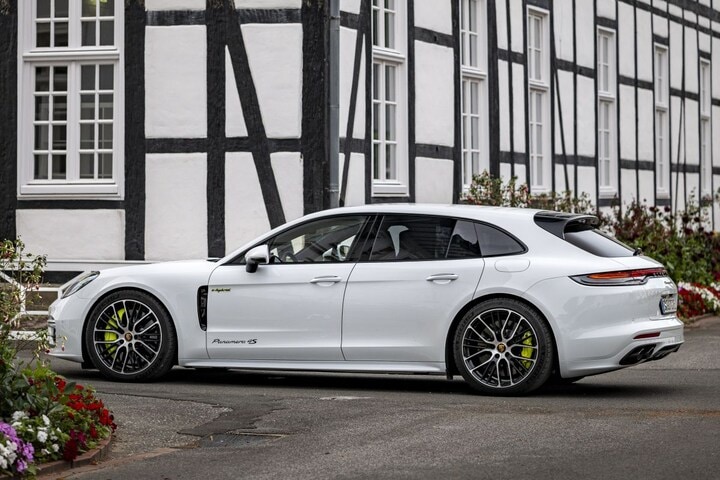 Porsche Panamera 4S e-Hybrid Sport Turismo