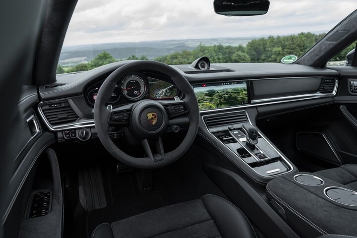 Porsche Panamera GTS Sport Turismo