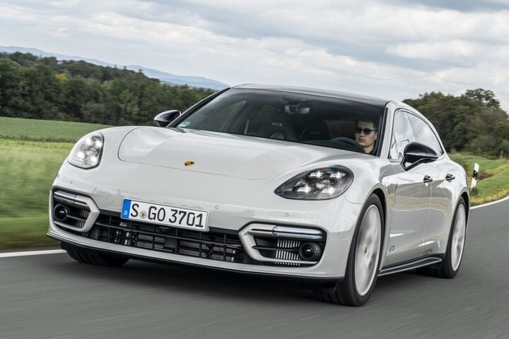 Porsche Panamera GTS Sport Turismo