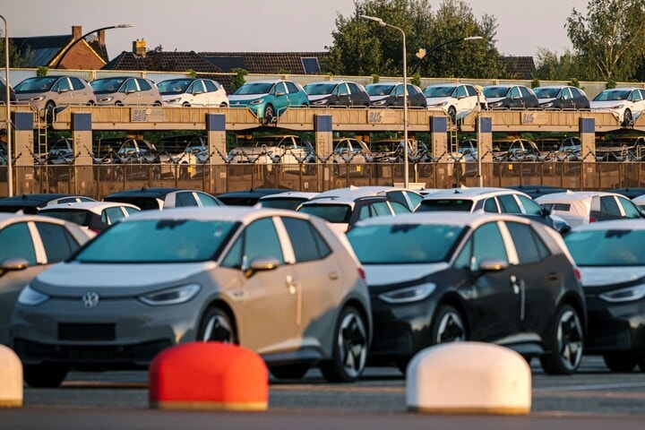 Volkswagen ID3 productie fabriek levering autotrei