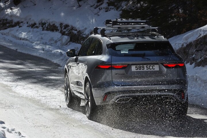 Jaguar F-Pace