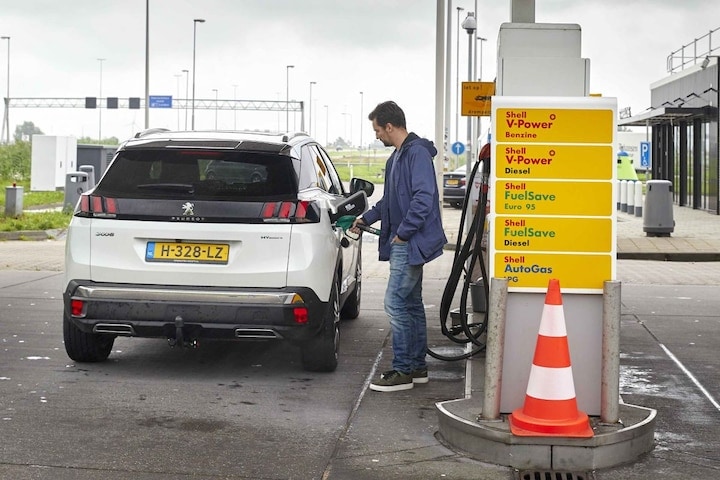 Tanken Shell benzine pompstation