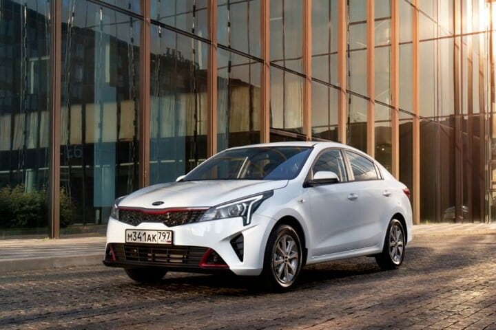 Kia Rio Sedan facelift (Rusland, China)