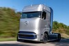 Mercedes-Benz Daimler GenH2 Truck en eActros