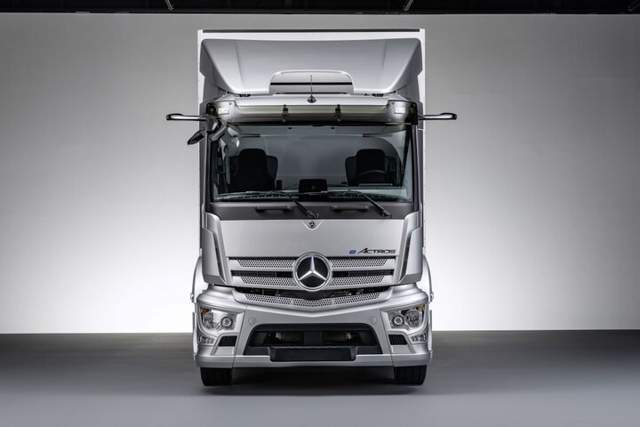 Mercedes-Benz Daimler GenH2 Truck en eActros