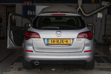 Opel Astra Turbo Rollenbank
