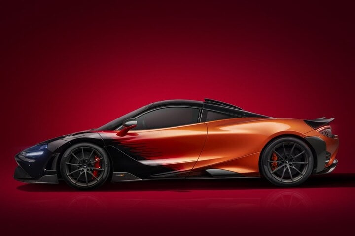 McLaren 765LT
