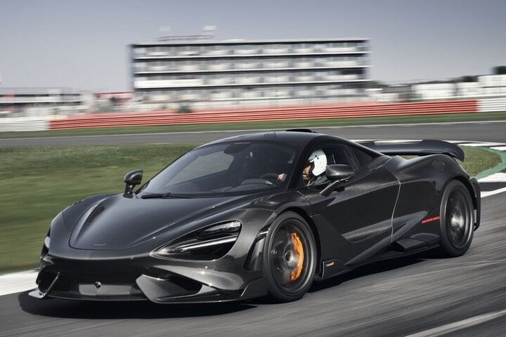 McLaren 765LT