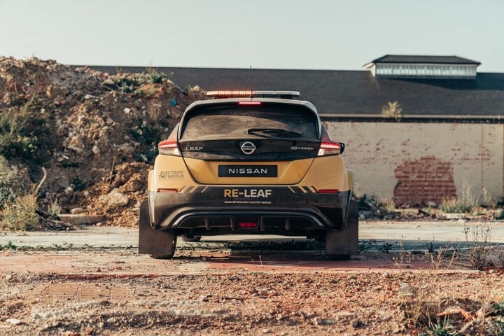 Nissan RE-Leaf