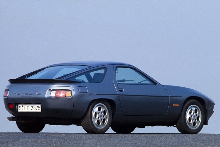 Facelift Friday Porsche 928