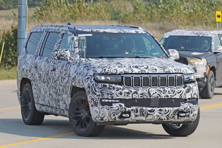 Jeep Grand Wagoneer spyshots