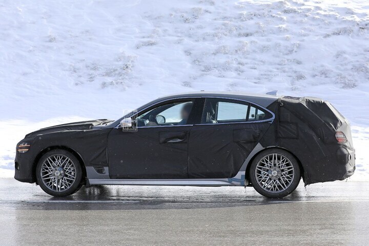 Spyshots Genesis G70 Shooting Brake