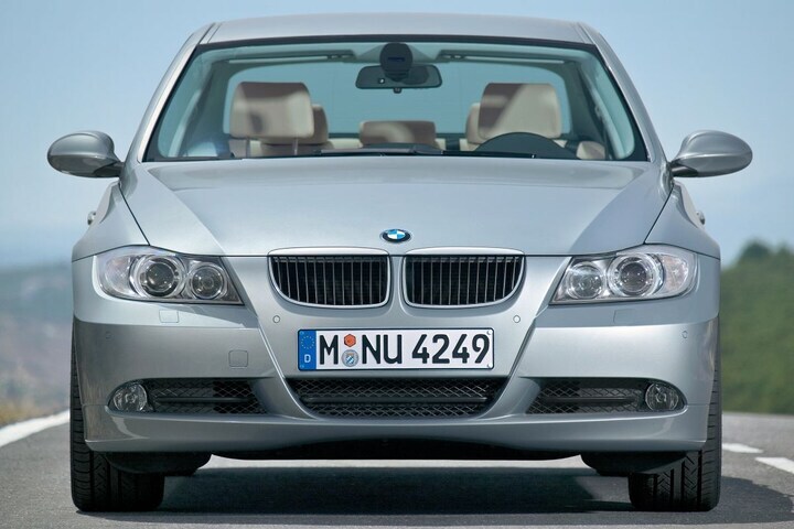 BMW M3 E90