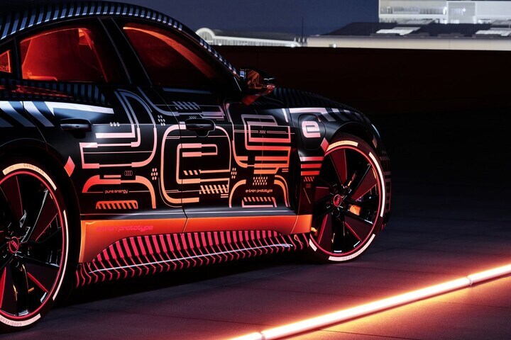 Audi E-tron GT