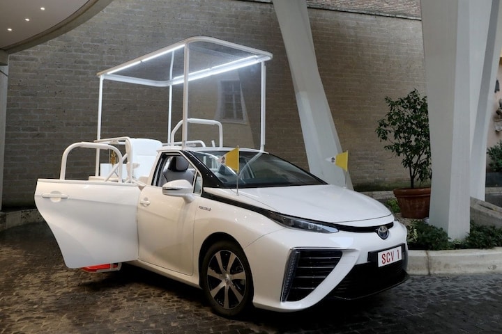 Toyota Mirai pausmobiel