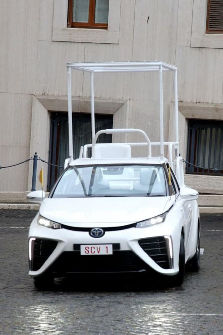 Toyota Mirai pausmobiel