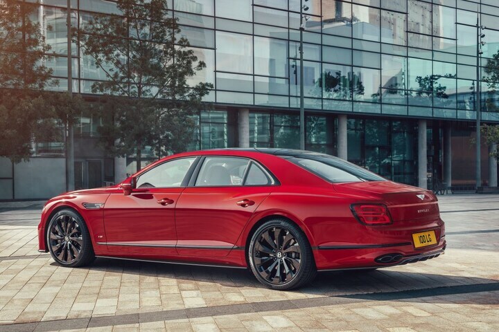 Bentley Flying Spur V8