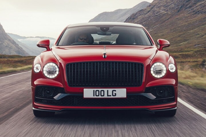 Bentley Flying Spur V8