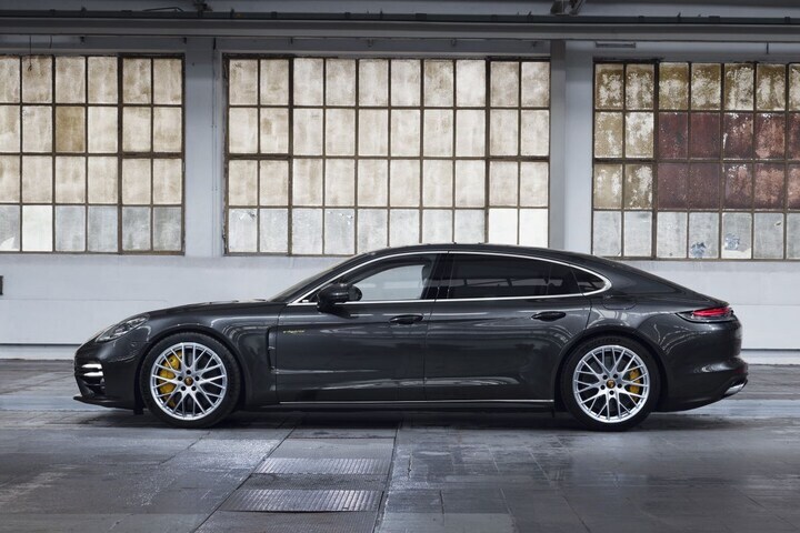 Porsche Panamera 2020