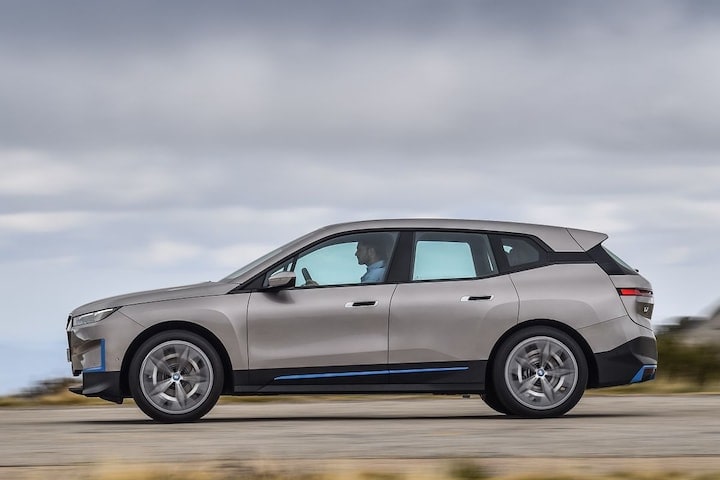 BMW iX