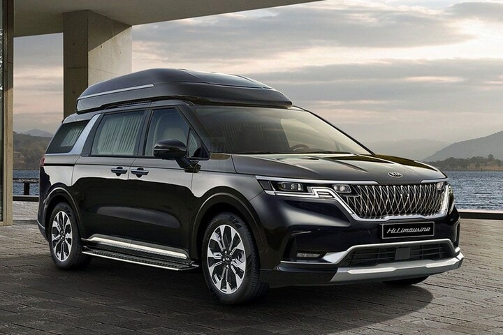 Kia Carnival Hi-Limousine